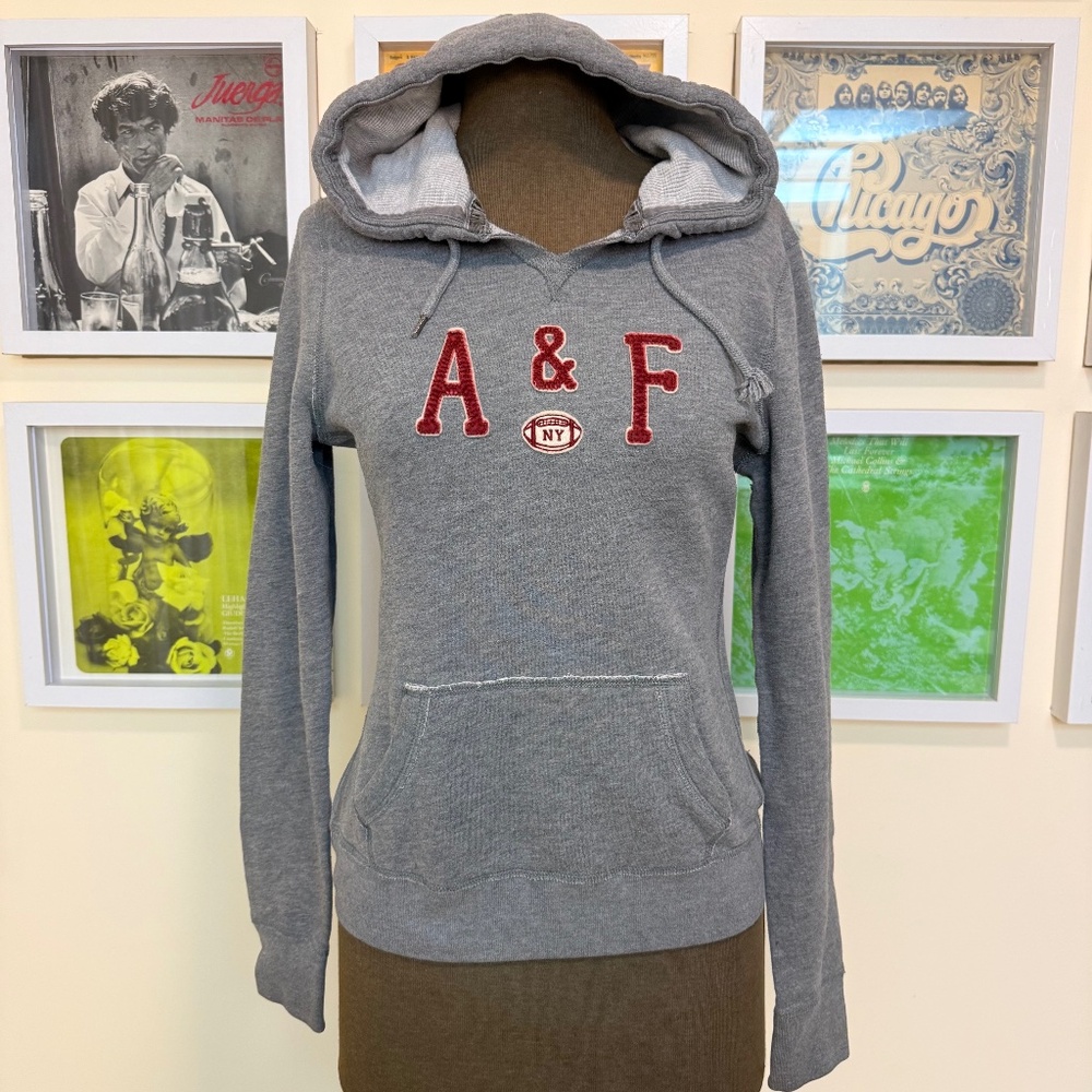 🤍 Y2K Abercrombie & Fitch Grey Hoodie 🤍
